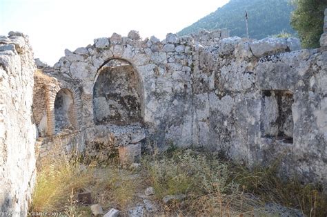 Escort Agios Athanasios