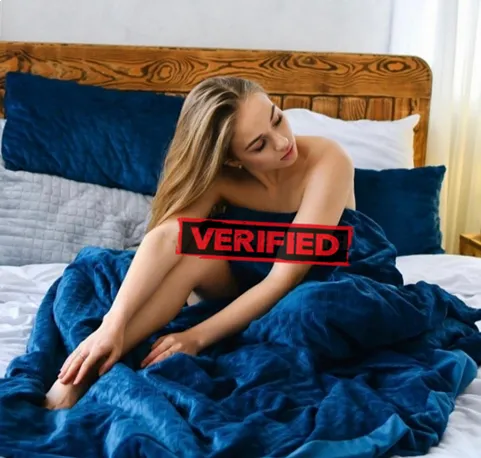Adrienne fucker Erotic massage La Chaux de Fonds